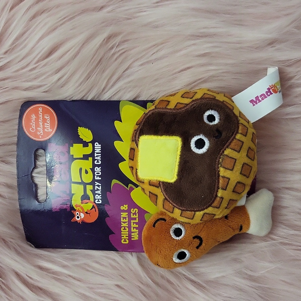 HARD TO FIND!! Brand New MAD CAT Cat Toy-2CT.